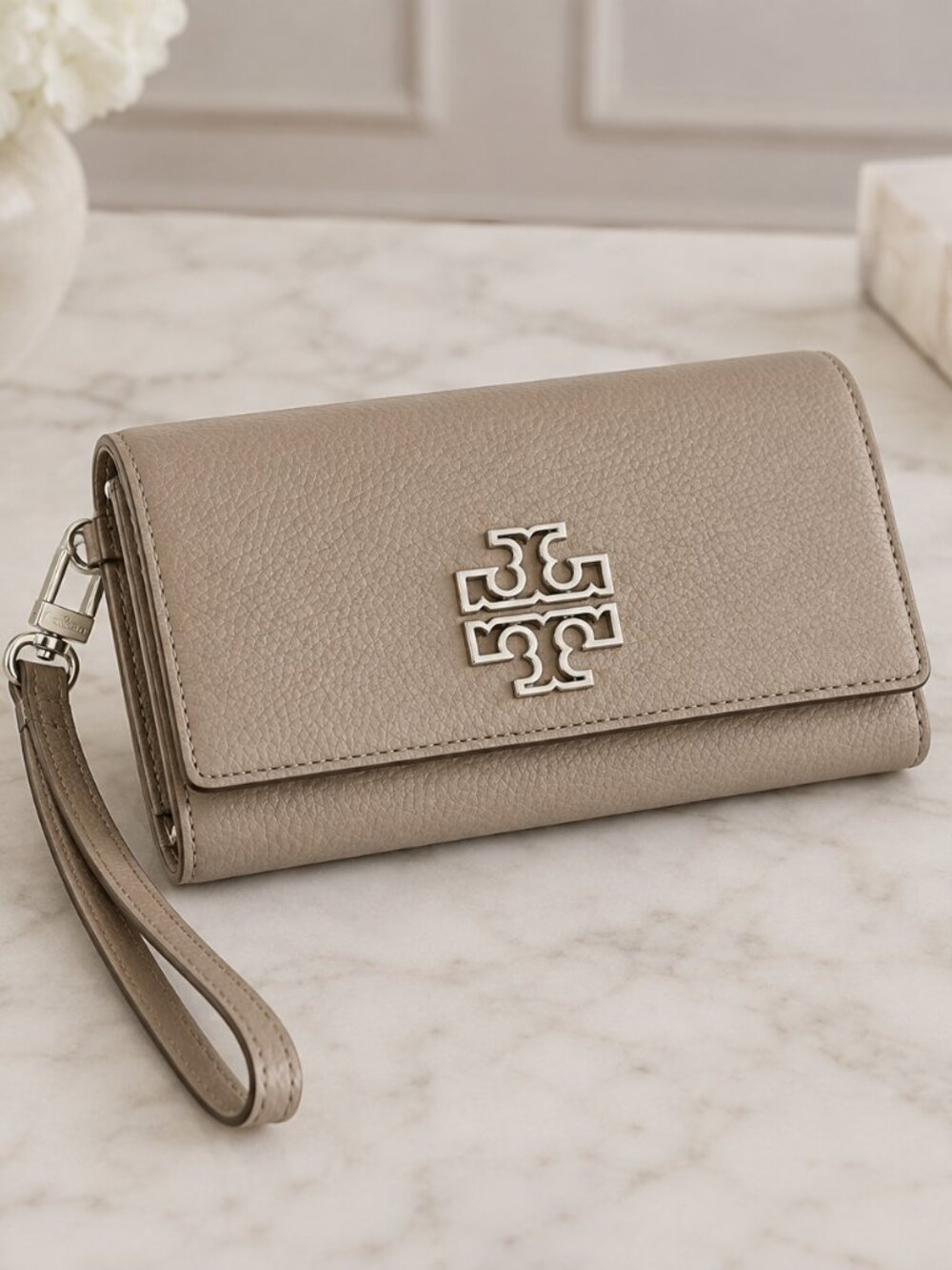 Tory Burch Britten Smartphone Wristlet French Gray NWT